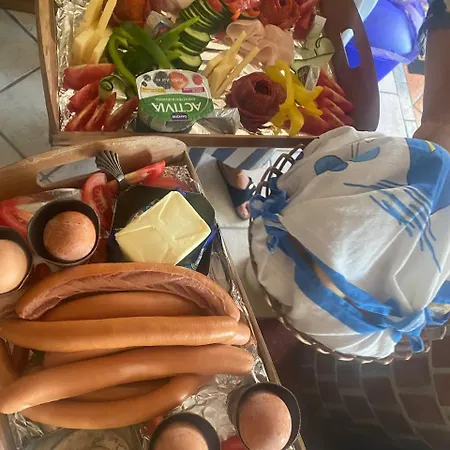 Rosehill Garden Family With A Great View *